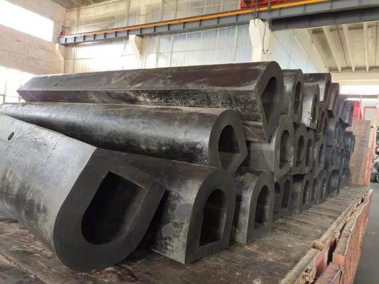 Schwarzer Marine Gummi-Fender Typ D für Schiffe und Docks