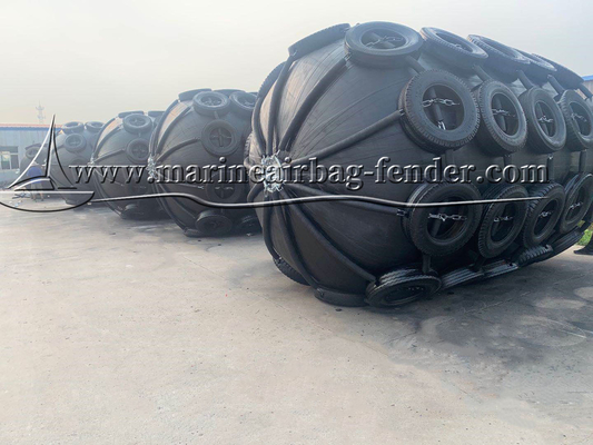 50 kp 80 kp Pneumatischer Gummi-Fender für Schiffe, Docks und Schiffe