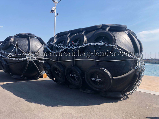 1.5m X 3m Aufblasbare Gummi-Lager-Fender Hafen-Fender für Schiffe und Boote