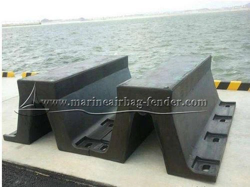 SA-Typ Marine Gummi-Fender maßgeschneiderte Schwerlast-Dock-Stützpunkte
