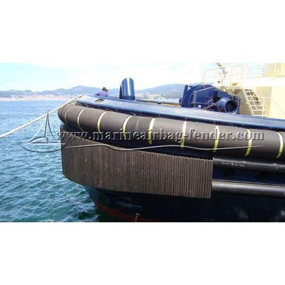 Wetterbeständige Marine Gummi-Fender / Schlepper-Fender mit Accessoires aus Edelstahl
