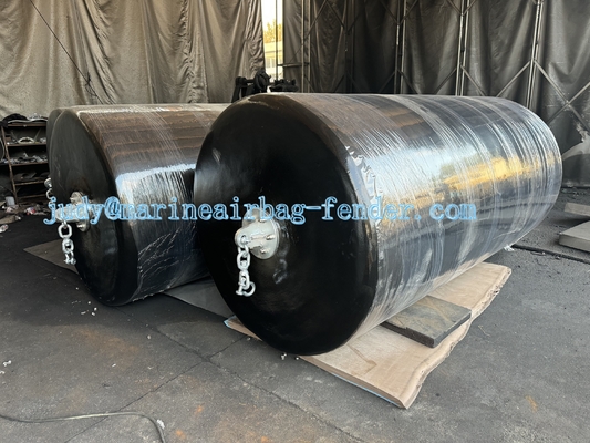 Dichte 30-120Kg/m3 EVA-Schaum-Fender mit Netzkette Reifennetz und Polyurea Außenmaterial